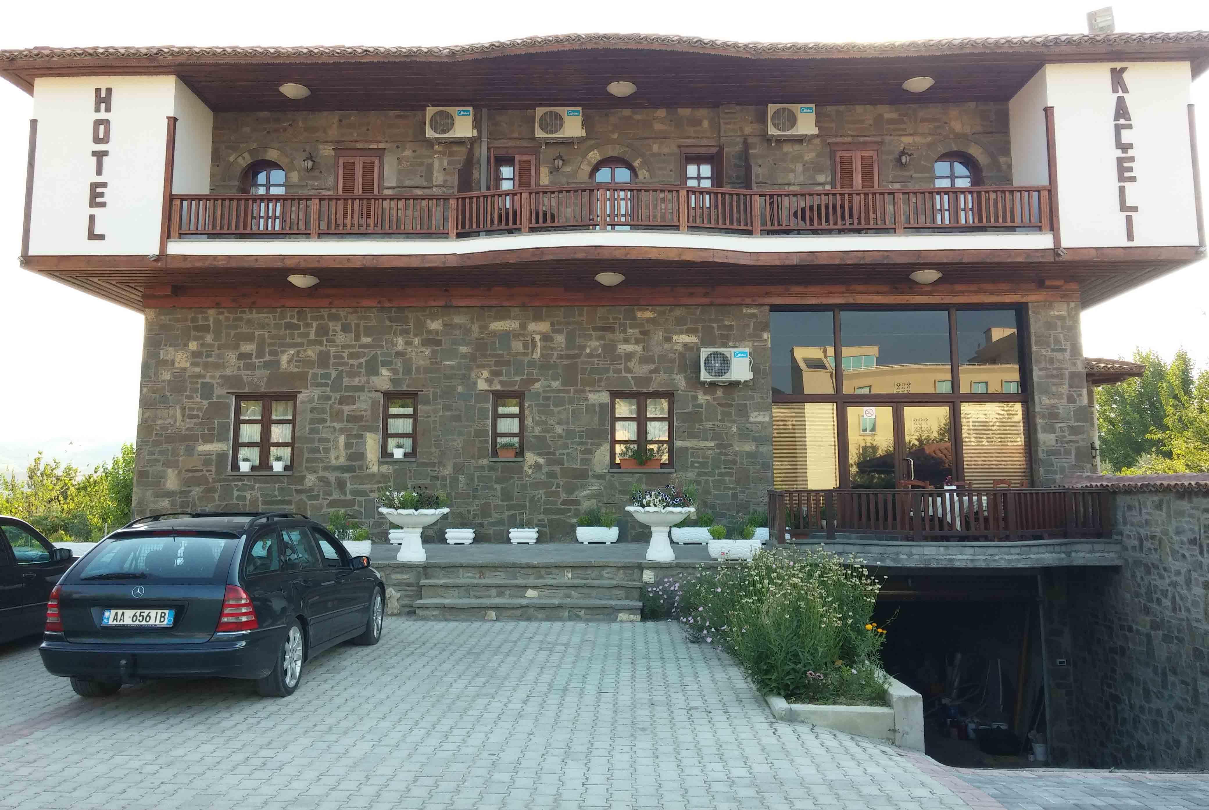 Hotel Kaceli Berat Exterior foto